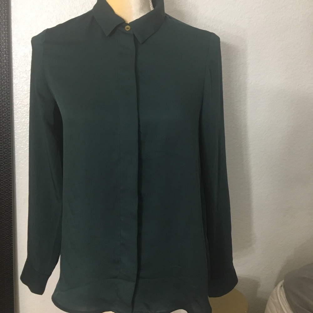 Women’s H&M Button up shirt